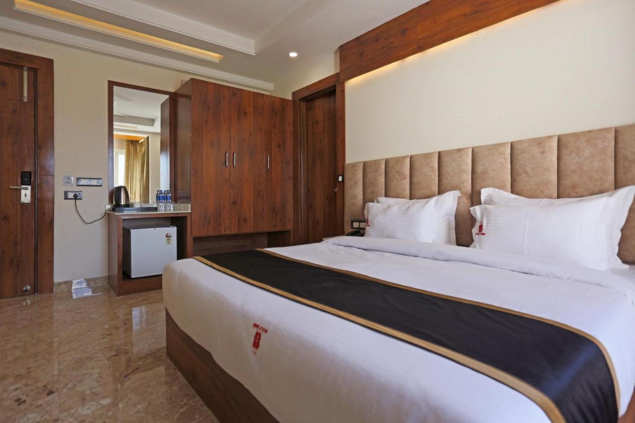 Hotel Deluxe Stay Inn - Near Delhi Airport New Delhi Exterior photo