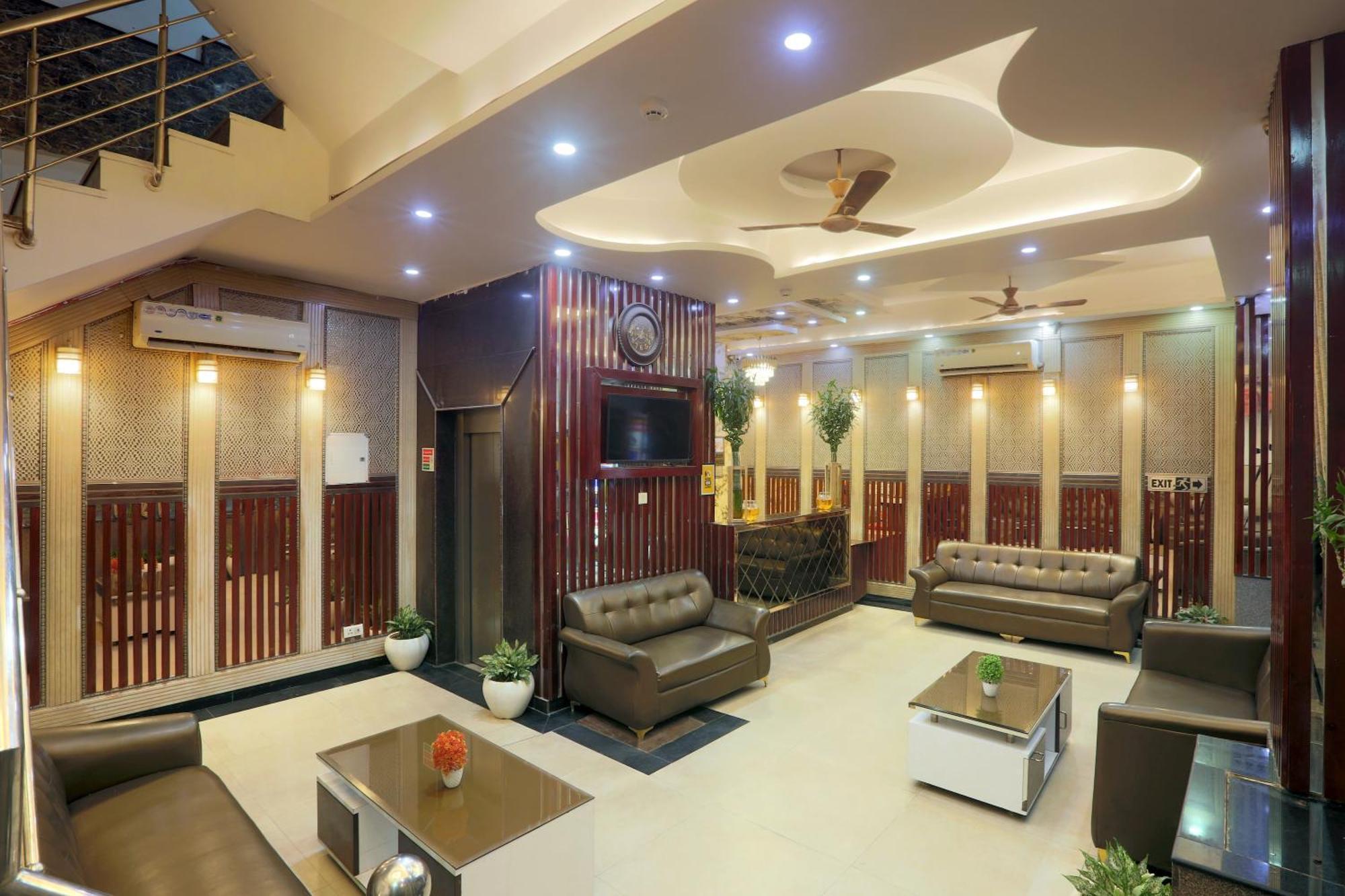 Hotel Deluxe Stay Inn - Near Delhi Airport New Delhi Exterior photo