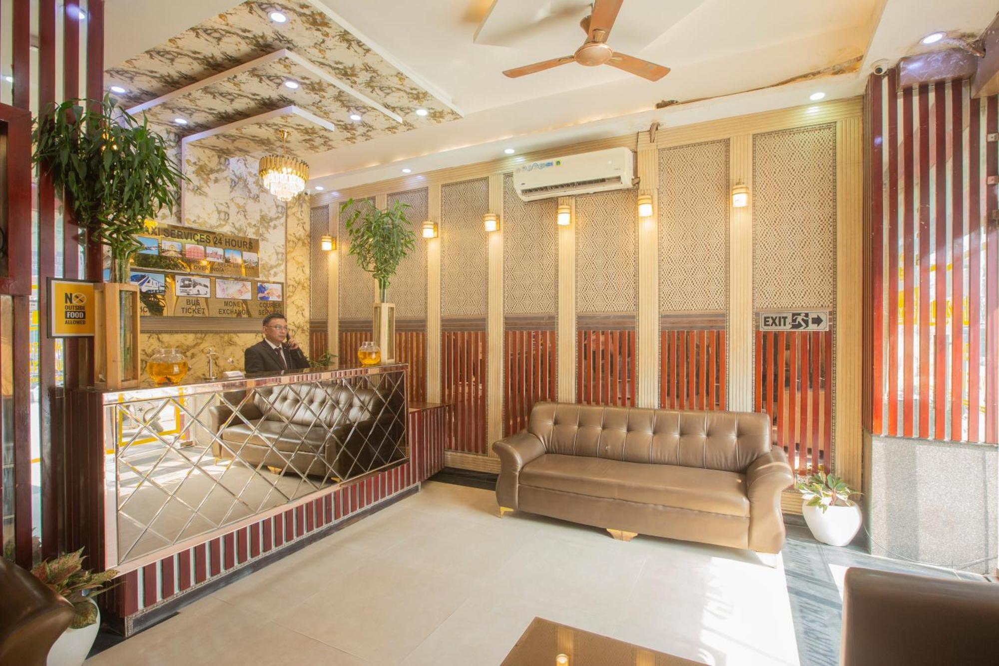 Hotel Deluxe Stay Inn - Near Delhi Airport New Delhi Exterior photo