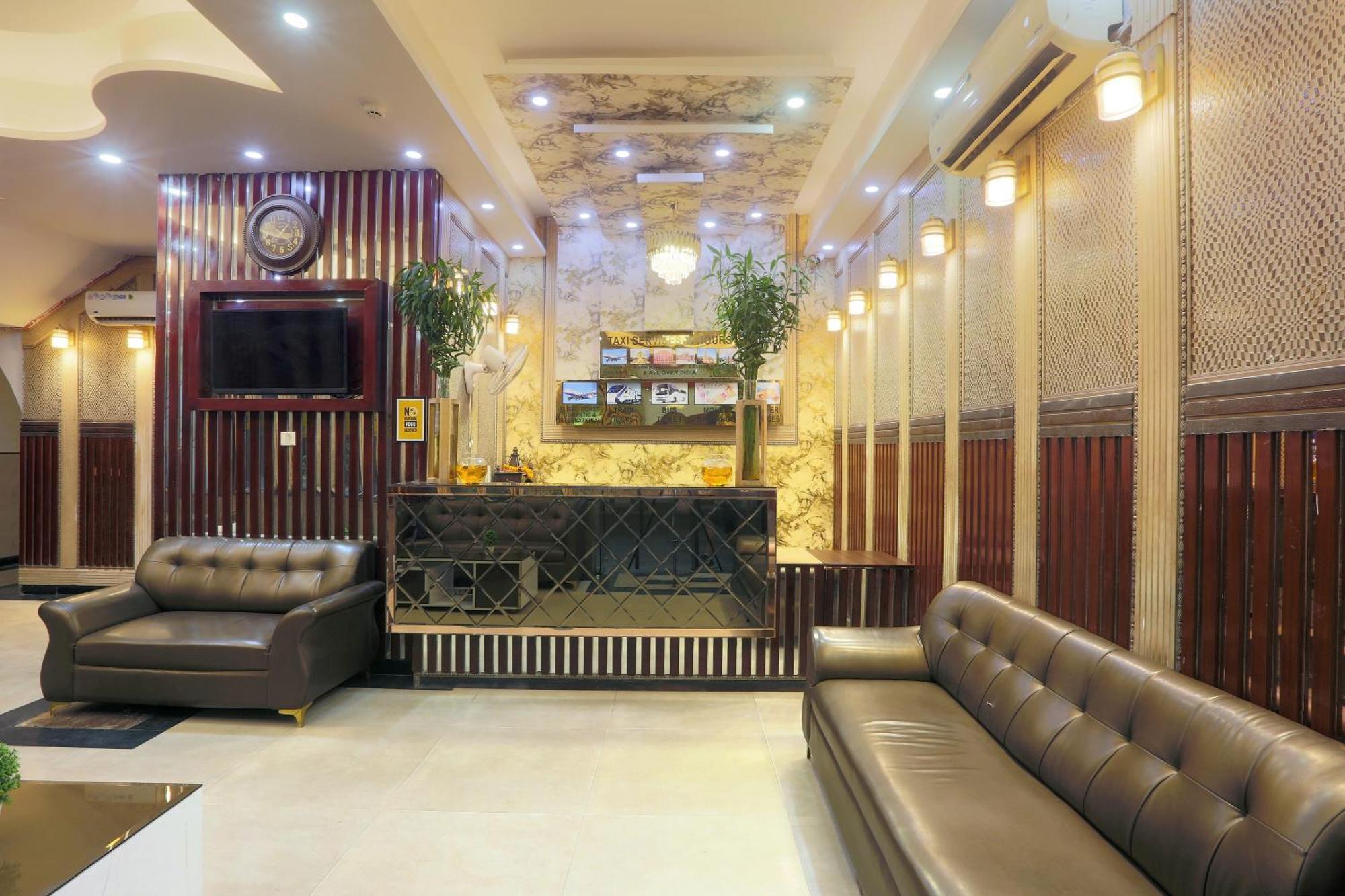 Hotel Deluxe Stay Inn - Near Delhi Airport New Delhi Exterior photo