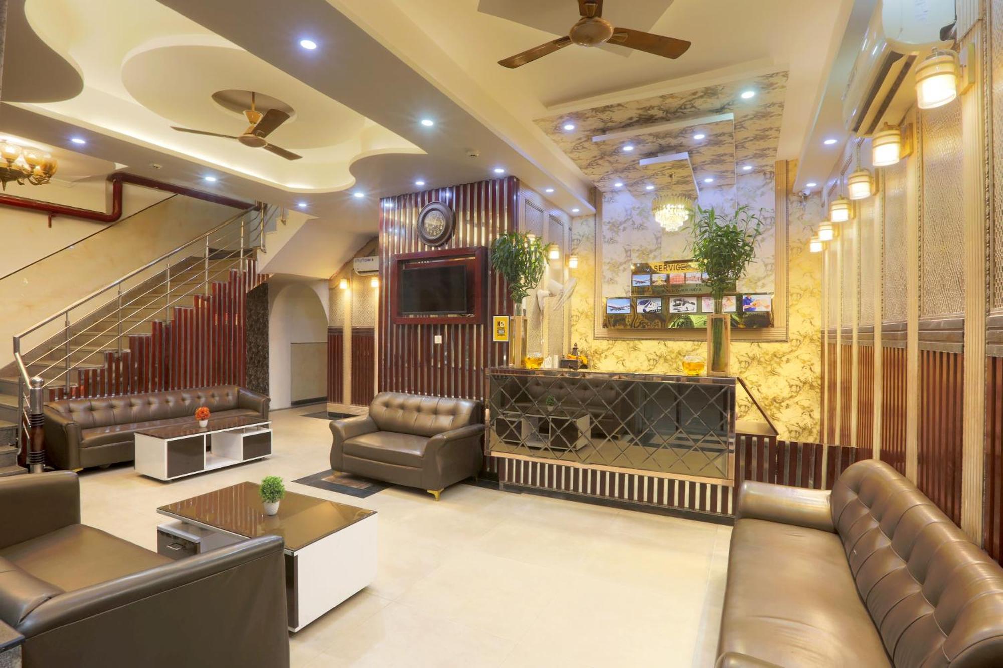 Hotel Deluxe Stay Inn - Near Delhi Airport New Delhi Exterior photo