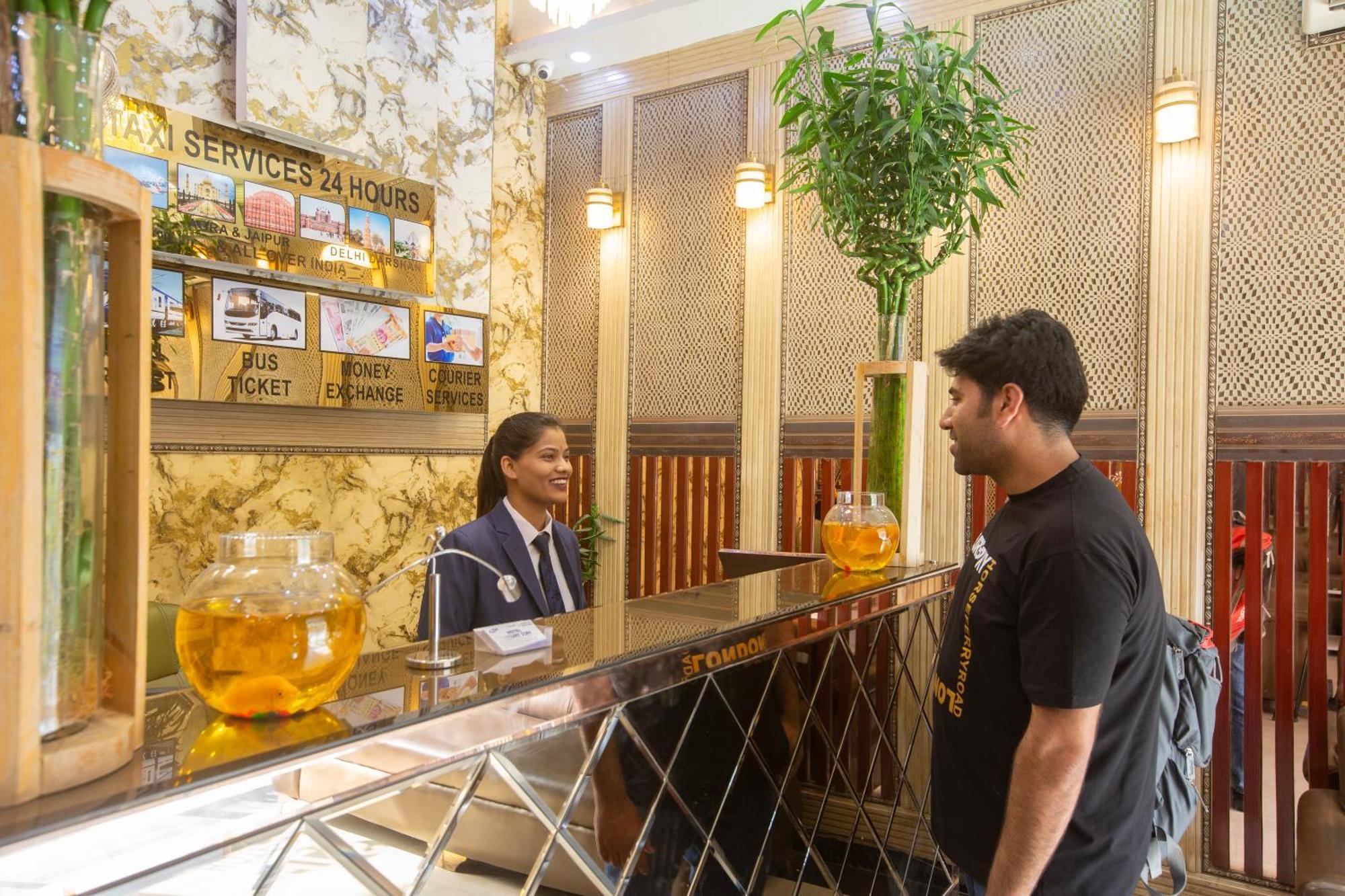 Hotel Deluxe Stay Inn - Near Delhi Airport New Delhi Exterior photo