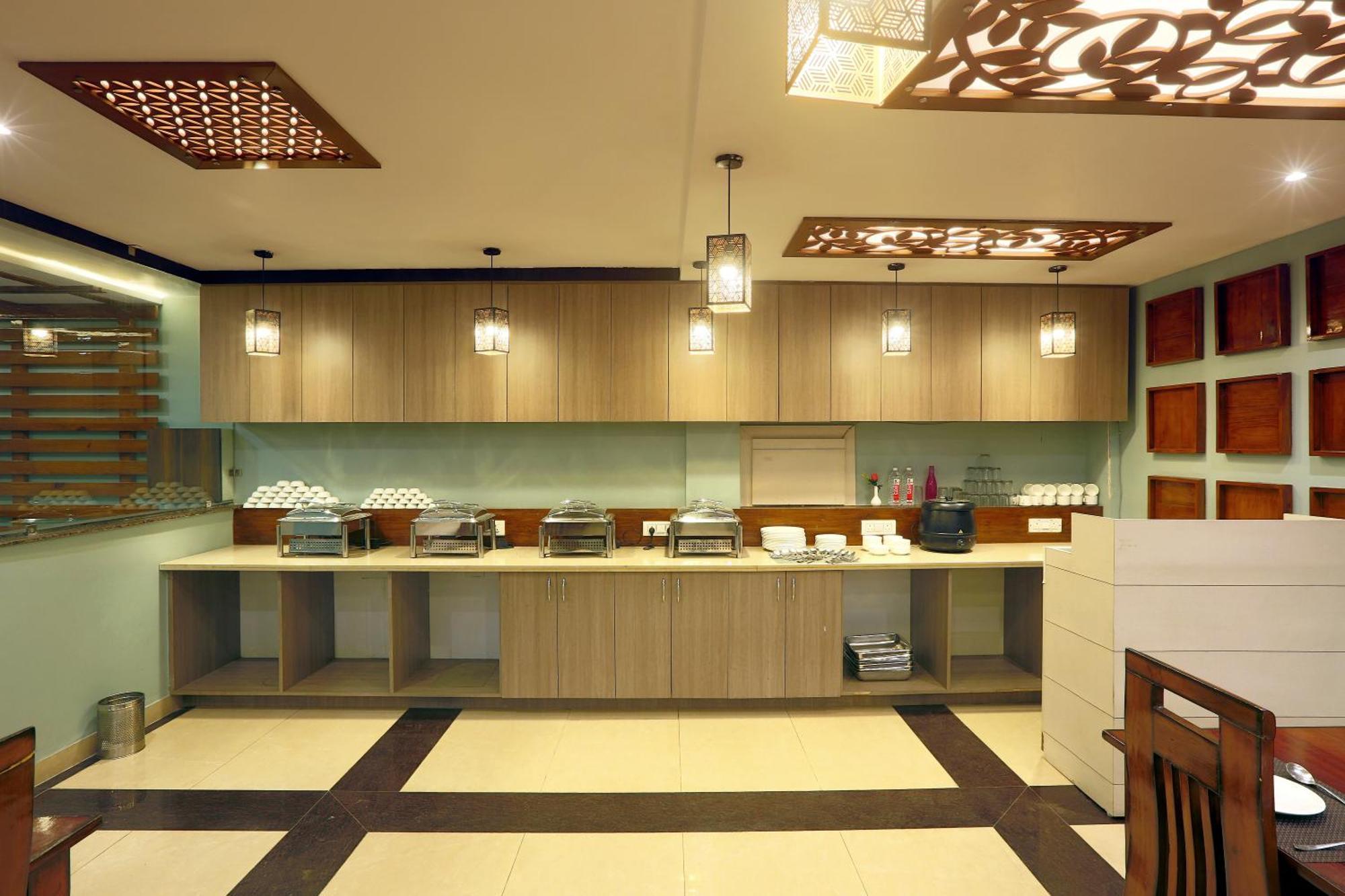 Hotel Deluxe Stay Inn - Near Delhi Airport New Delhi Exterior photo